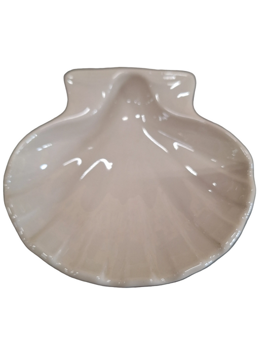 Hall 228 Bright White Baking Shell Holds 2.5 oz